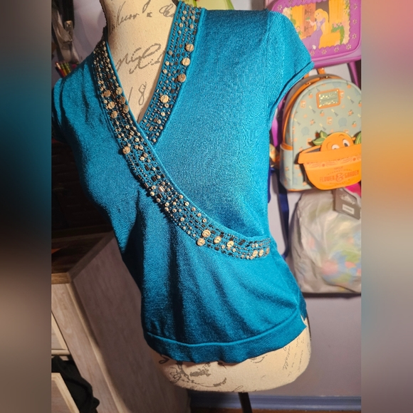 Jones New York Collection Petite Beautiful Turquoise Faux Blouse Beaded Size S - Picture 7 of 9
